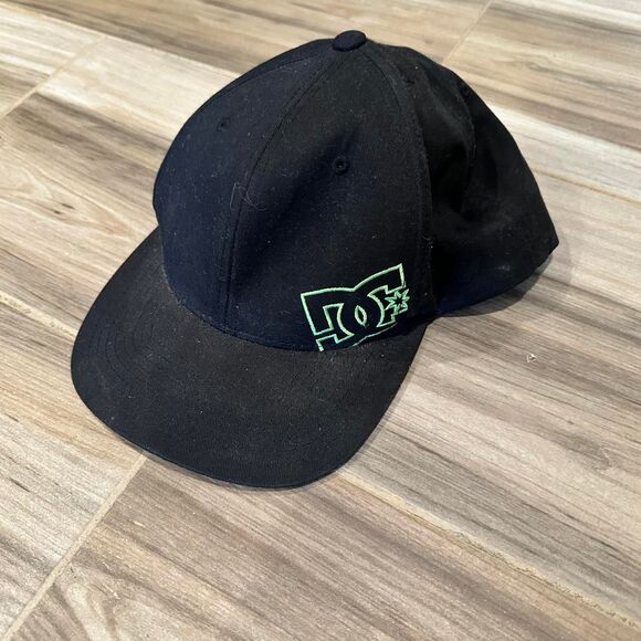 Dc-shoes Men's Black Hat - Picture 1 of 3